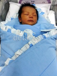 Danendra lahir dengan berat 3,110 gram dan panjang 49 sentimeter.