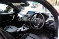 Desain interior mobil ini juga eksklusif.