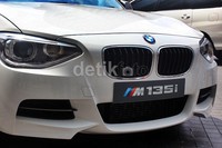 Mobil ini dibekali mesin 6 silinder sejajar dengan teknologi M Performance TwinPower Turbo bertenaga 320 dk dan torsi maksimal 450 Nm pada 1.300 rpm hingga 4.500 rpm.