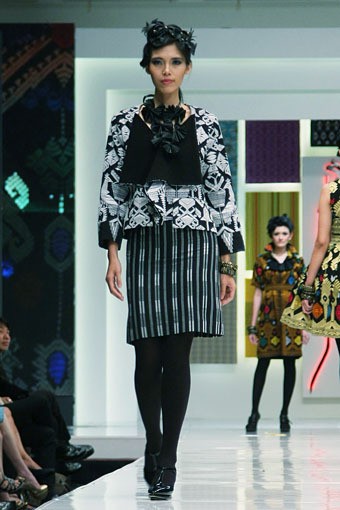 Jakarta, Indonesia - 15 Mei 2013. Ari Seputra The Glorious Handwoven of Indonesia Cita Tenun Indonesia. Jakarta Fashion & Food Festival 2013 at Grand Ballroom Harris Hotel. Kelapa Gading. Jakarta. [Foto: Mohammad Abduh/Wolipop]