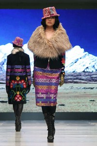 Jakarta, Indonesia - 15 Mei 2013. Balijava by Denny Wirawan The Glorious Handwoven of Indonesia Cita Tenun Indonesia. Jakarta Fashion & Food Festival 2013 at Grand Ballroom Harris Hotel. Kelapa Gading. Jakarta. [Foto: Mohammad Abduh/Wolipop]