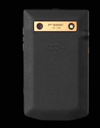     Handset mewah ini dilengkapi kamera 5MP, perekam video HD (720p) dan resolusi layar VGA 640 x 480. (kredit foto: goldengenie)