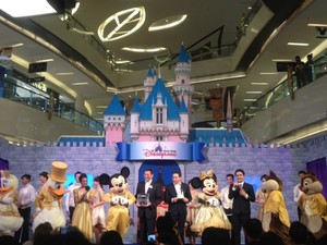 Yuk, Lihat Tokoh Disney dari Hong Kong di Lippo Mall Kemang
