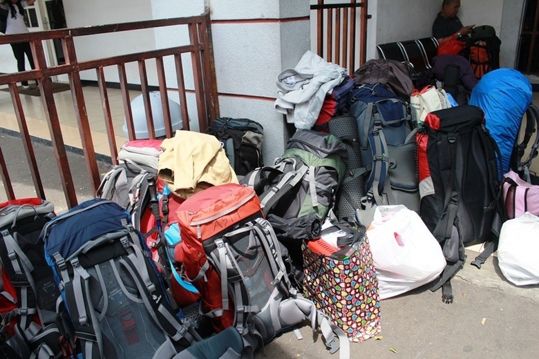 Catat Aneka Barang Yang Harus Dibawa Saat Kemping Catat Aneka Barang Yang Harus Dibawa Saat Kemping