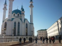 Masjid Kul Syarif mulai dibangun kembali tahun 1995 setelah kejatuhan Uni Soviet. Masjid dengan 4 menara setinggi 57 meter ini tak sekadar tempat ibadah, namun juga menjadi tempat kultural, pendidikan dan pusat peringatan (memorial) (Nurul/detikTravel)