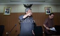 Nuh mengatakan, untuk siswa SMK tingkat kelulusan sebanyak 99,95 persen. Menurutnya hanya 0,5 persen siswa SMK seluruh Indonesia yang dinyatakan tidak lulus.