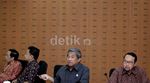 M. Nuh Umumkan Hasil UN SMA