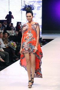 Jakarta, Indonesia - 16 Mei. Sugeng Waskito Warna Sriwijaya. Jakarta Fashion & Food Festival 2013 at Grand Ballroom Harris Hotel. Kelapa Gading. 16 Mei 2013. Jakarta. [Foto: Mohammad Abduh/Wolipop]