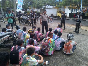 Ugal-ugalan Saat Konvoi UN, 24 Siswa SMA di Pangkalpinang Ditangkap