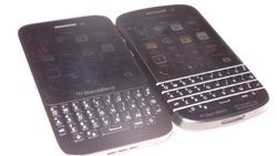 BlackBerry Q10 dan Q5, Apa Bedanya?