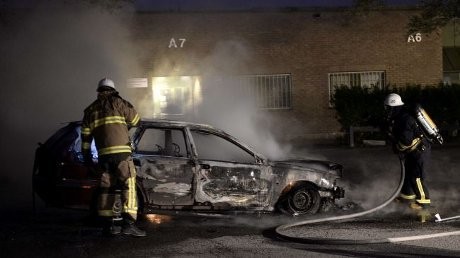 Protes Penembakan, Demonstran Swedia Bakar Restoran dan Puluhan Mobil