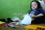 Cacat Tidak Membuat Kholifatun Patah Semangat