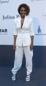 Parade Selebriti di amFar Cinema Against AIDS