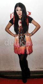 Baju Nuansa Daerah Indah Dewi Pertiwi
