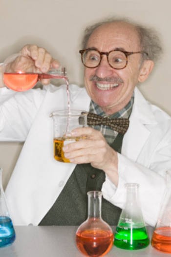 5 Karakteristik Nyeleneh yang Dimiliki Orang Jenius