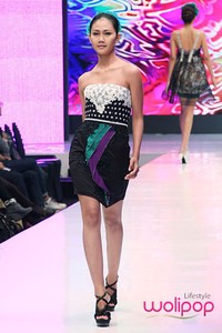 Jakarta, Indonesia - 16 Mei. Misan Kopaka Glamourus Mix. Jakarta Fashion & Food Festival 2013 at Grand Ballroom Harris Hotel. Kelapa Gading. 16 Mei 2013. Jakarta. [Foto: Mohammad Abduh/Wolipop]