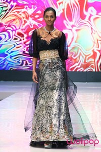 Jakarta, Indonesia - 16 Mei. Misan Kopaka Glamourus Mix. Jakarta Fashion & Food Festival 2013 at Grand Ballroom Harris Hotel. Kelapa Gading. 16 Mei 2013. Jakarta. [Foto: Mohammad Abduh/Wolipop]