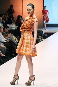 Jakarta, Indonesia - 16 Mei. Phillip Iswardono The Journey to the north sea. Jakarta Fashion & Food Festival 2013 at Grand Ballroom Harris Hotel. Kelapa Gading. 16 Mei 2013. Jakarta. [Foto: Mohammad Abduh/Wolipop]