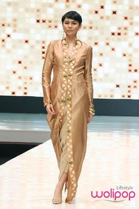 Jakarta, Indonesia - 16 Mei. Zainal Songket Warna Sriwijaya. Jakarta Fashion & Food Festival 2013 at Grand Ballroom Harris Hotel. Kelapa Gading. 16 Mei 2013. Jakarta. [Foto: Mohammad Abduh/Wolipop]