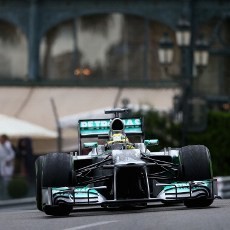 Rosberg Dapat Pole Lagi, Mercedes Start 1-2