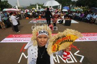 Aksi damai ini dilakukan setiap pekan yakni pada Minggu siang.