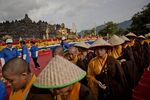 Malam Waisak di Borobudur