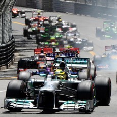 Diwarnai Red Flag, Rosberg Menang di Monako