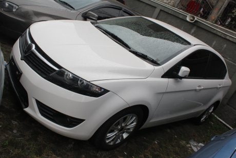 Sedan Mewah Proton Sudah Berkeliaran di Jakarta
