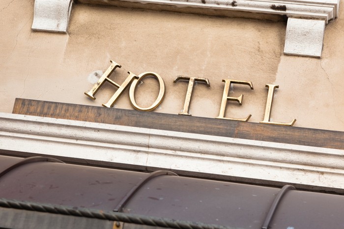 8 Tanda Anda Menginap di Hotel yang Buruk