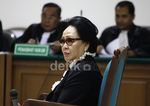 Ratna Dewi Umar Jalani Sidang Perdana