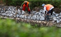Pemerintah DKI Jakarta terus berbenah untuk menanggulangi banjir.