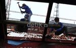 176 Kios di Stasiun Duri Dibongkar Paksa
