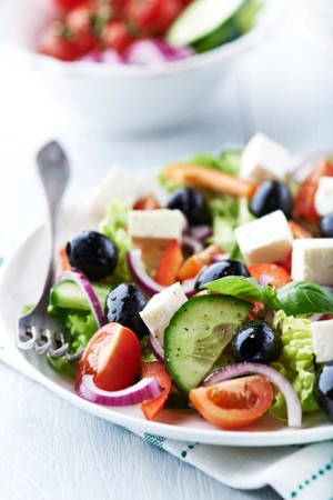 Ini Dia Salad a la Yunani dan Bulgaria yang Lezat dan Segar!