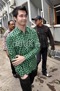 Setelah pledoi, Eza mengaku lega. Noel/detikHOT.