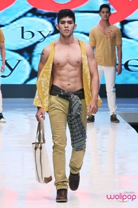 Jakarta, Indonesia - 16 Mei. BOY by Handy Hartono. Jakarta Fashion & Food Festival 2013 at Grand Ballroom Harris Hotel. Kelapa Gading. 16 Mei 2013. Jakarta. [Foto: Mohammad Abduh/Wolipop]