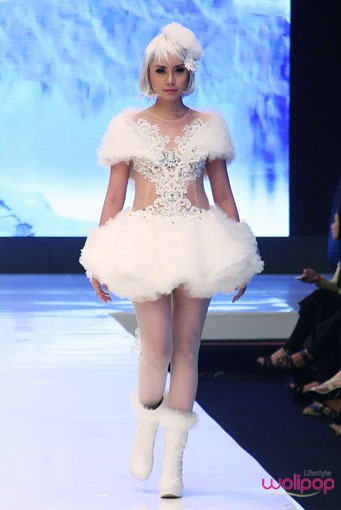 Jakarta, Indonesia - 16 Mei. Jimmy Fei-Fei Crystalistem. Jakarta Fashion & Food Festival 2013 at Grand Ballroom Harris Hotel. Kelapa Gading. 16 Mei 2013. Jakarta. [Foto: Mohammad Abduh/Wolipop]