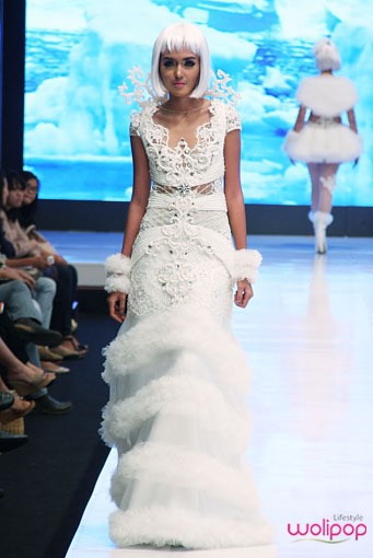 Jakarta, Indonesia - 16 Mei. Jimmy Fei-Fei Crystalistem. Jakarta Fashion & Food Festival 2013 at Grand Ballroom Harris Hotel. Kelapa Gading. 16 Mei 2013. Jakarta. [Foto: Mohammad Abduh/Wolipop]