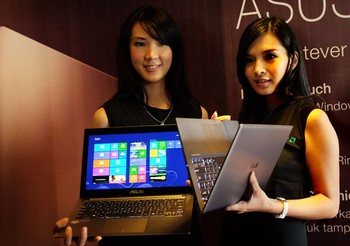     Notebook ultrathin ini merupakan hasil kolaborasi antara dua nama besar, Asus dan AMD. Ketipisan bodinya berbanding lurus dengan bobot yang dimiliki. Adalah Asus U38N yang memiliki ketebalan 18 mm dan bobot 1,55 kg.