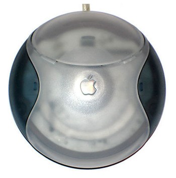     Tahun 1998, mouse ini dikapalkan dengan semua iMac selama dua tahun setelah diperkenalkan. (kredit foto: Russell Heimlich)