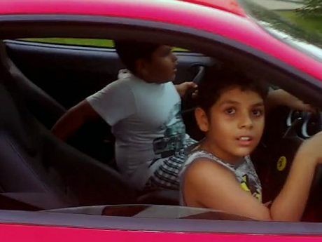 4 Kasus Anak yang Berani Menyetir Sendiri