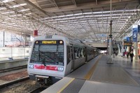 Transperth adalah sistem kereta komuter, bus dan ferry di Kota Perth yang saling terkoneksi. detikTravel memilih mencoba kereta komuter Transperth ini Sabtu (11/5/2013). Kereta komuter Transperth memiliki 5 trayek berbeda (Fitraya/detikTravel)