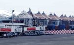 Bandara Ngurah Rai Masih Berantakan