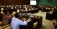Suasana rapat yang membahas masalah anggaran APBN-P 2013. Lamhot Aritonang/detikFoto.
