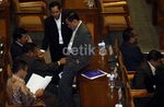 Anggota DPR Tampil Gaya Sebelum Paripurna