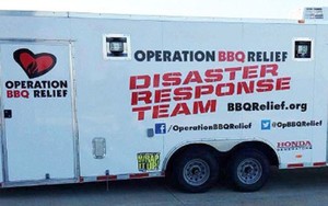 BBQ Gratis untuk Korban Tornado Oklahoma