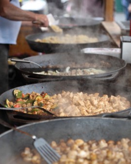 Apa Bedanya Stir Frying, Pan Frying, dan Deep Frying?