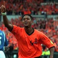 Kluivert Raja Gol Singa Oranye