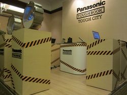 Dibanting, Diinjak dan Disiram, Laptop Ini Masih On