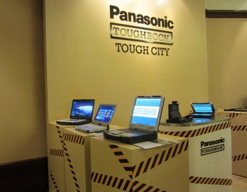 Panasonic sejak 1996 telah fokus mengembangkan teknologi tangguh di lini Toughbook. Perangkat ini tak lain ditujukan untuk menunjang produktivitas para pekerja lapangan.