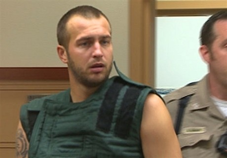 Menangis Terus, Bayi Ini Dimasukkan ke Kulkas oleh Ayahnya!